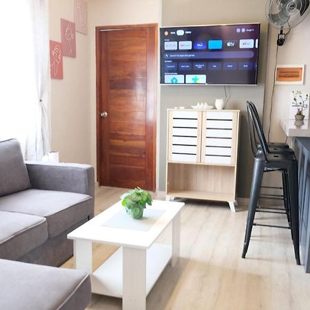 2-Bedroom Boutique City Condo - Newly Renovated! Cebu Εξωτερικό φωτογραφία