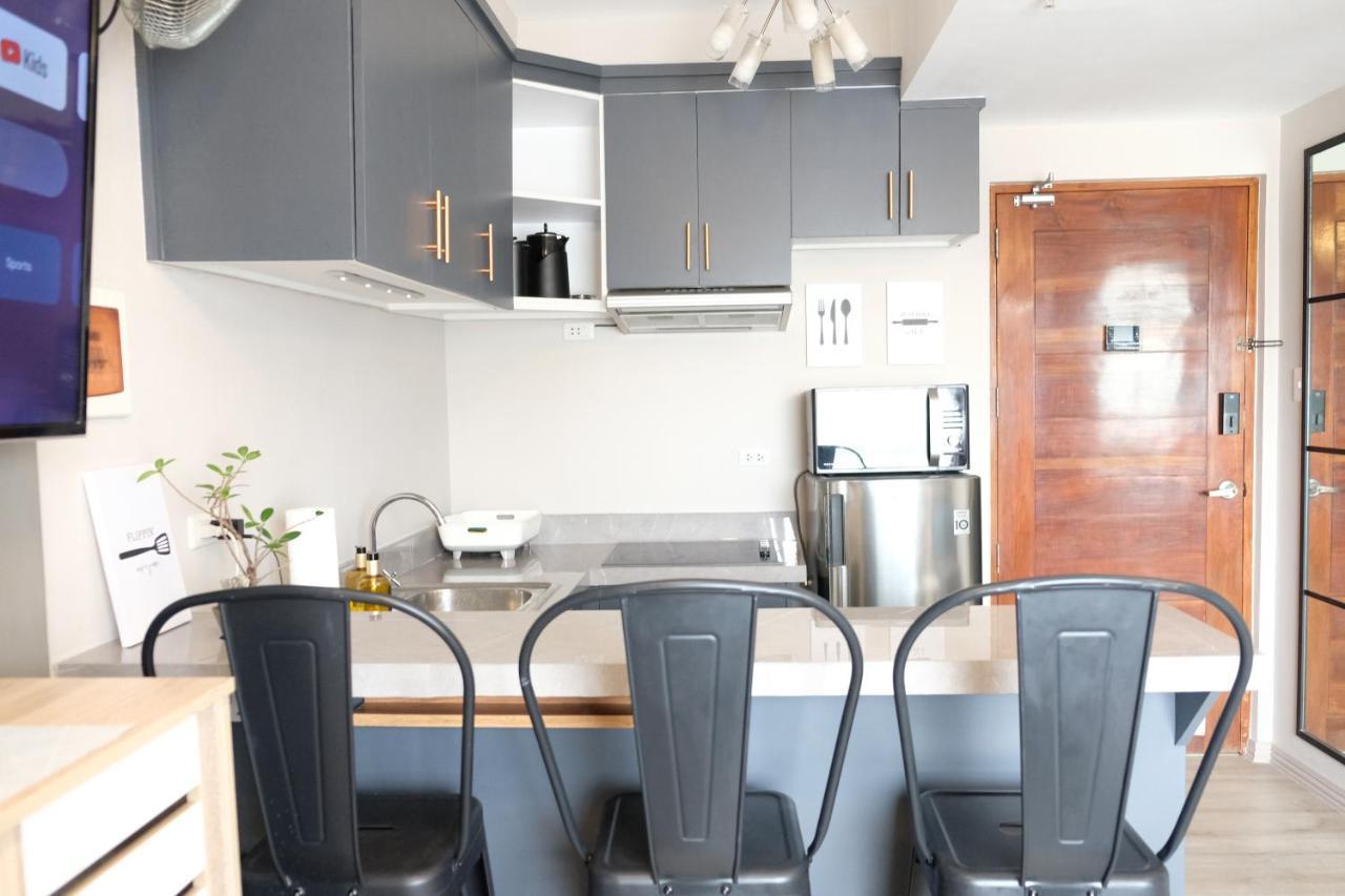 2-Bedroom Boutique City Condo - Newly Renovated! Cebu Εξωτερικό φωτογραφία