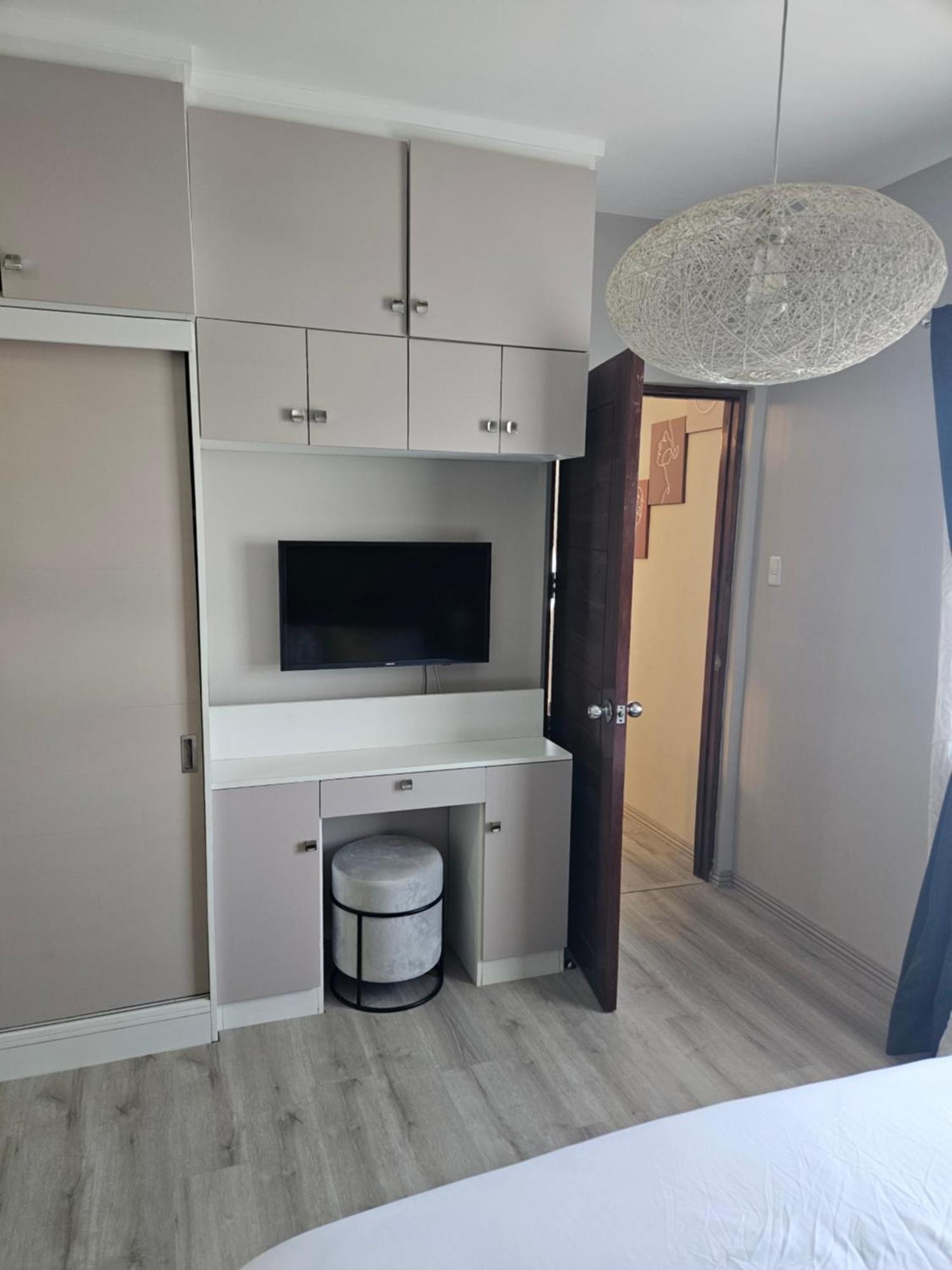 2-Bedroom Boutique City Condo - Newly Renovated! Cebu Εξωτερικό φωτογραφία