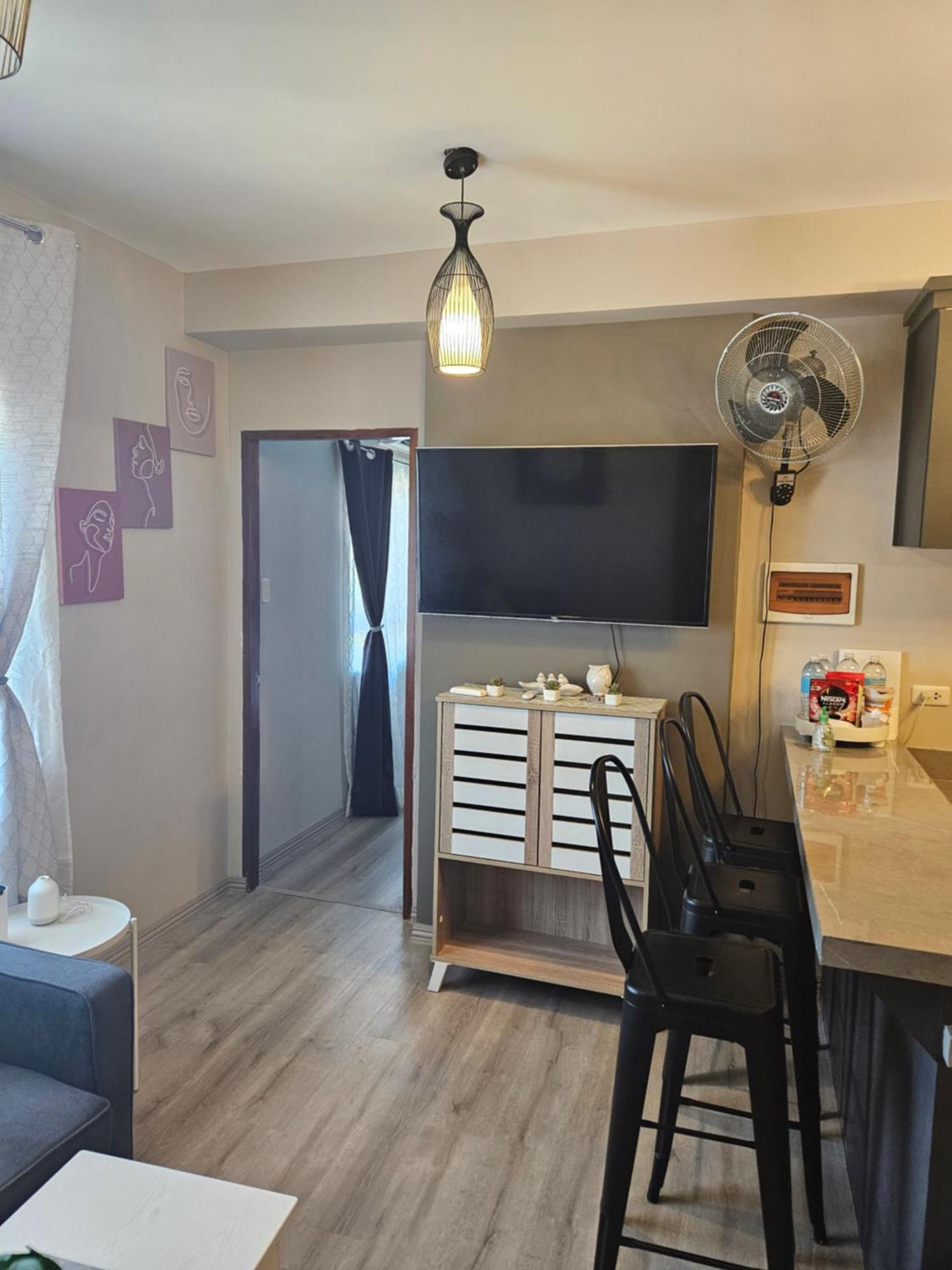 2-Bedroom Boutique City Condo - Newly Renovated! Cebu Εξωτερικό φωτογραφία