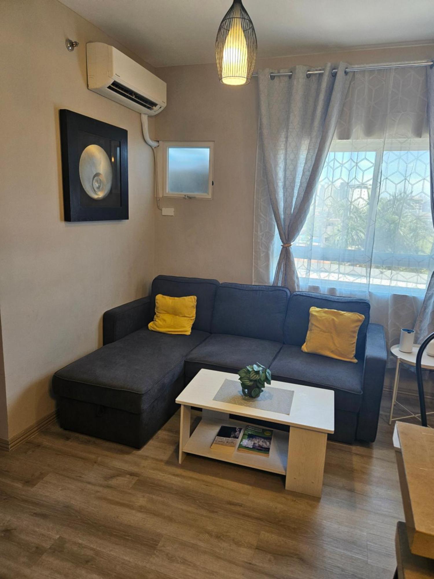 2-Bedroom Boutique City Condo - Newly Renovated! Cebu Εξωτερικό φωτογραφία